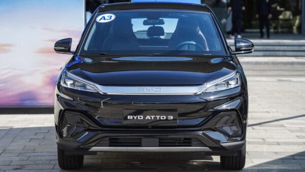 BYD Atto 3 - Ảnh 7
