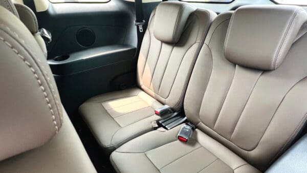 BYD M6 - Ảnh 9