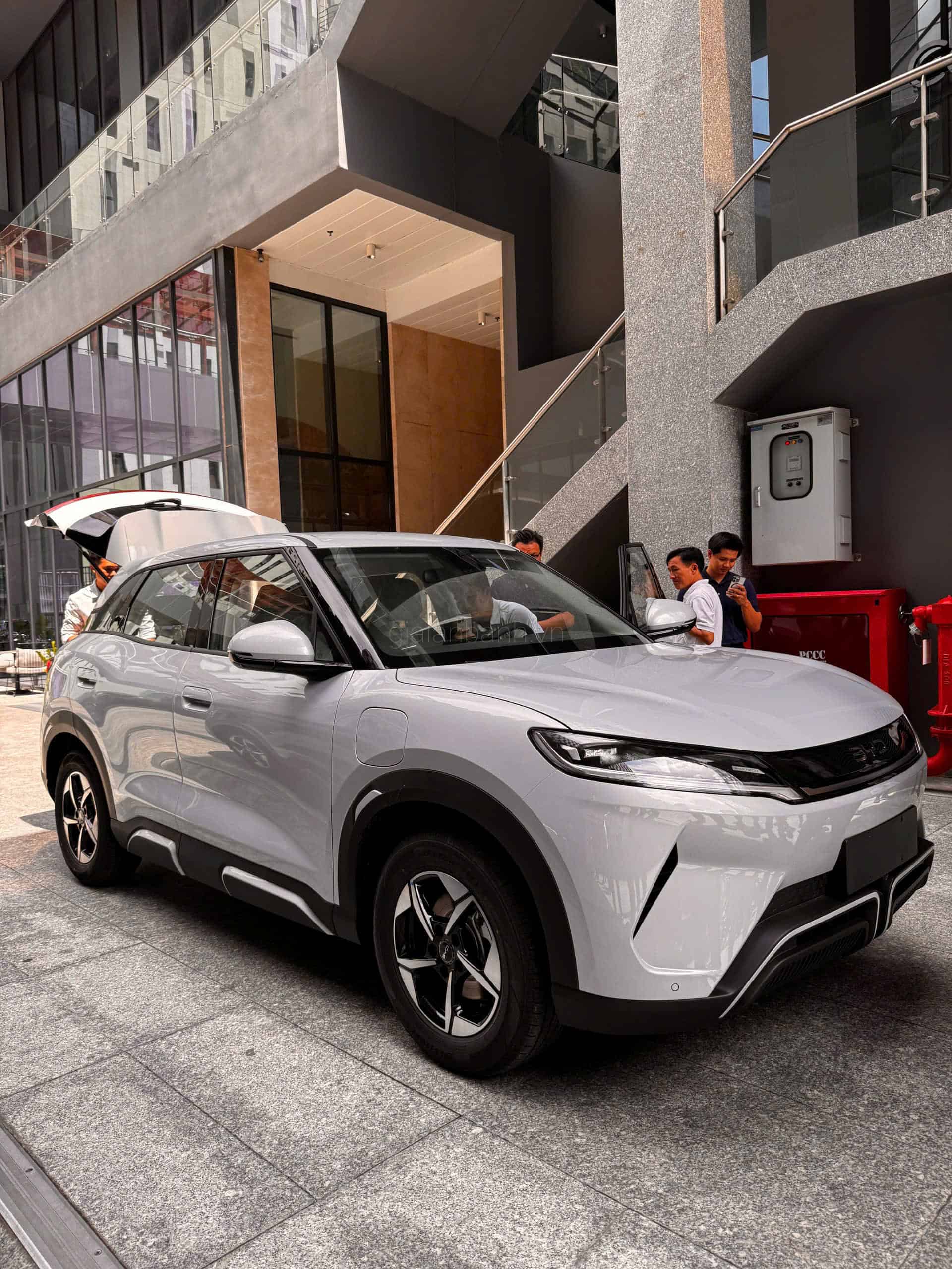 Phần đầu xe BYD Atto 2